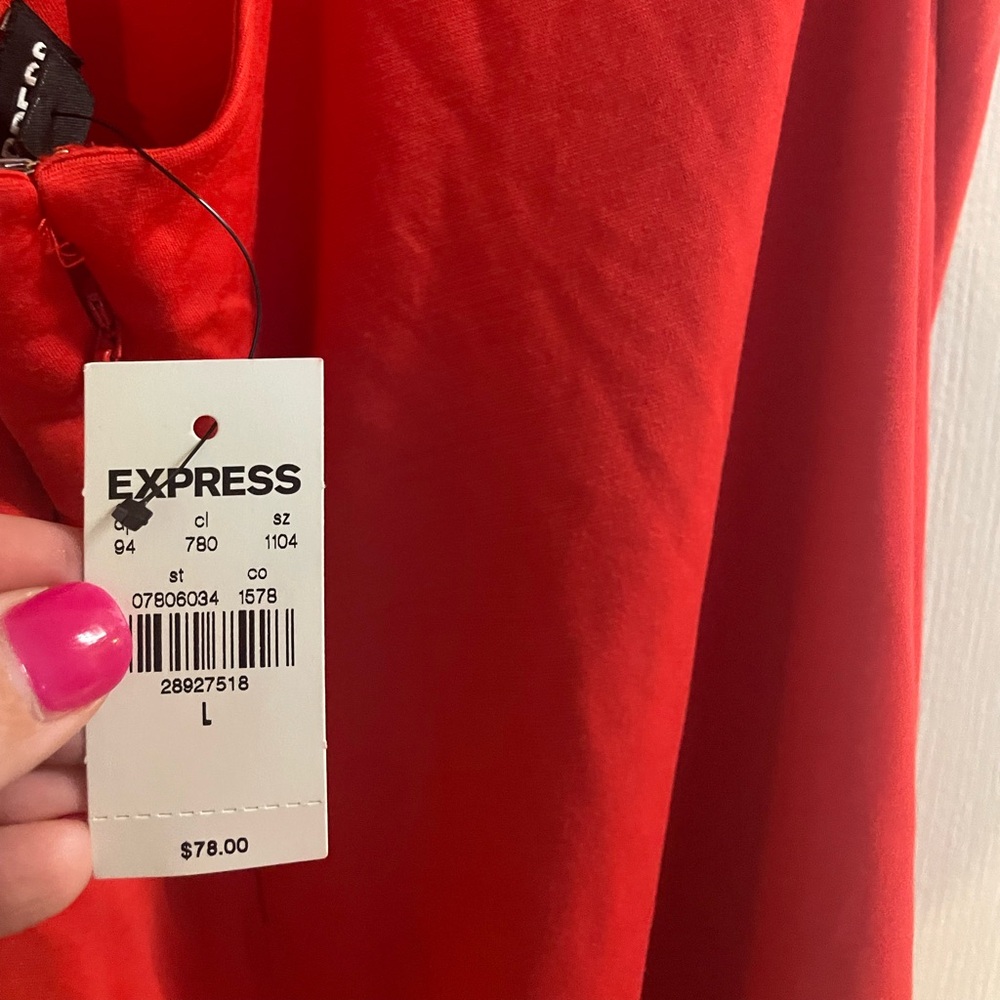 Red fitted cocktail dress - never worn! - Picture 4 of 5